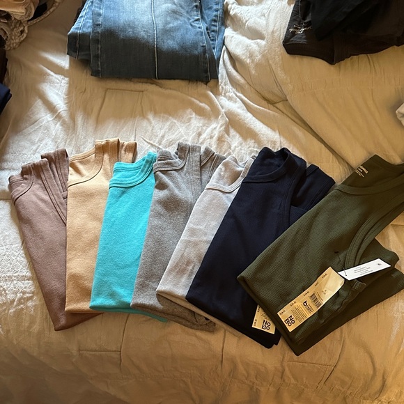 Halter neck soft ribbed tank tops - set of 7 - Picture 1 of 4